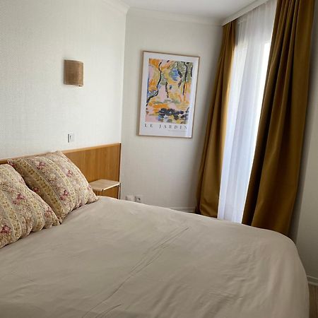 Cosy Apartment In La Defense Курбьовоа Екстериор снимка